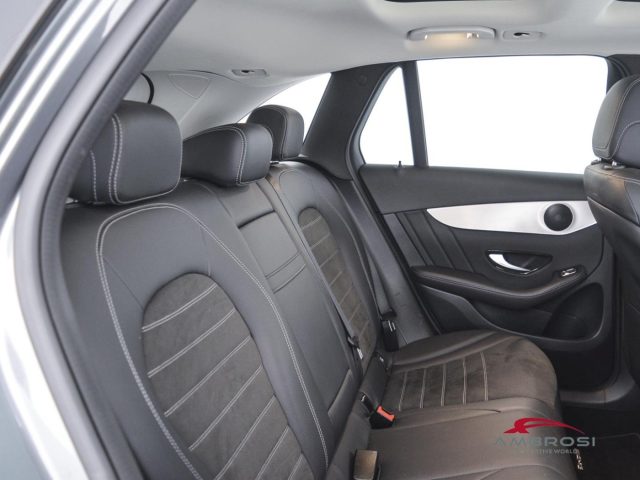 MERCEDES-BENZ GLC 220 usata 10