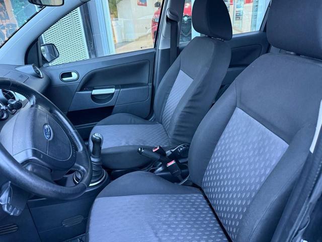 FORD Fiesta usata, con Servosterzo