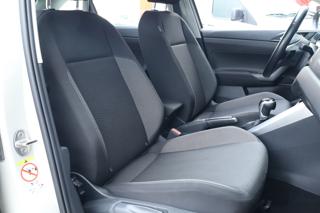 VOLKSWAGEN Taigo usata, con Airbag testa