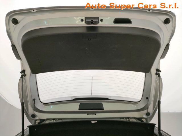 MG ZS usata, con Autoradio digitale