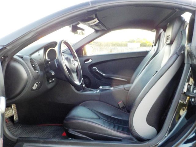 MERCEDES-BENZ SLK 200 usata, con Hill holder