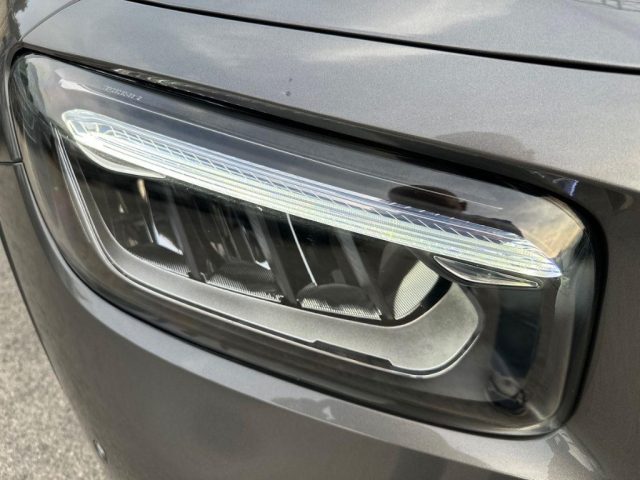 MERCEDES-BENZ GLB 200 usata, con Chiusura centralizzata
