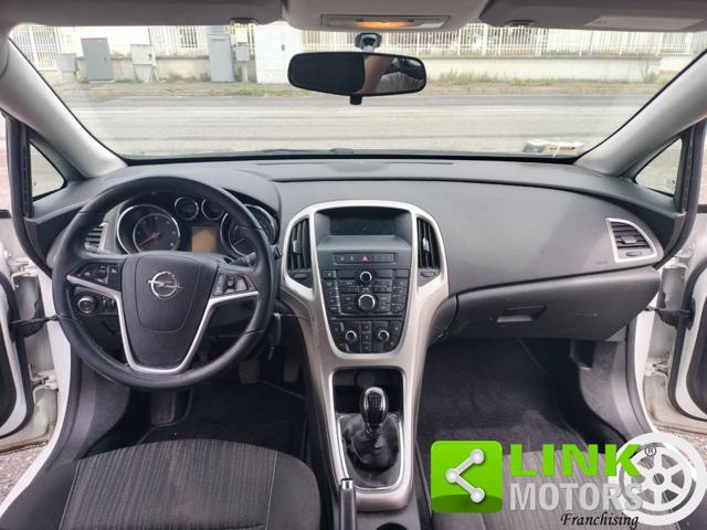 OPEL Astra usata, con Cruise Control
