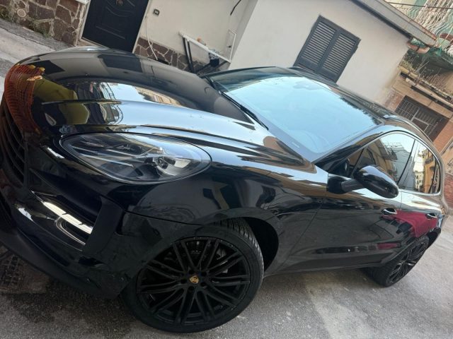 PORSCHE Macan usata, con Airbag