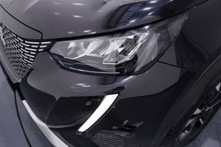 PEUGEOT 2008 usata, con Sensori di parcheggio posteriori