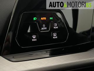 VOLKSWAGEN Golf usata, con USB