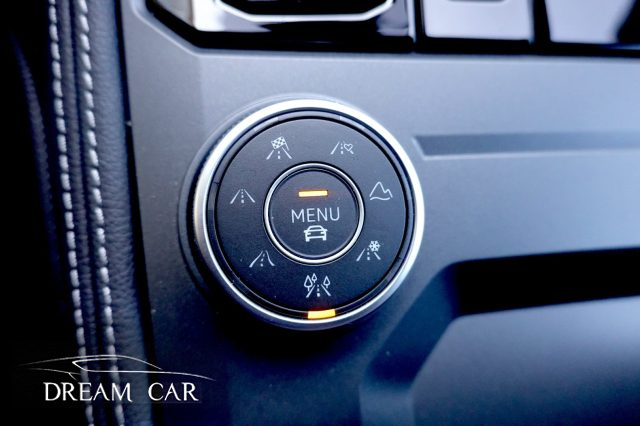 VOLKSWAGEN Touareg usata, con Cruise Control