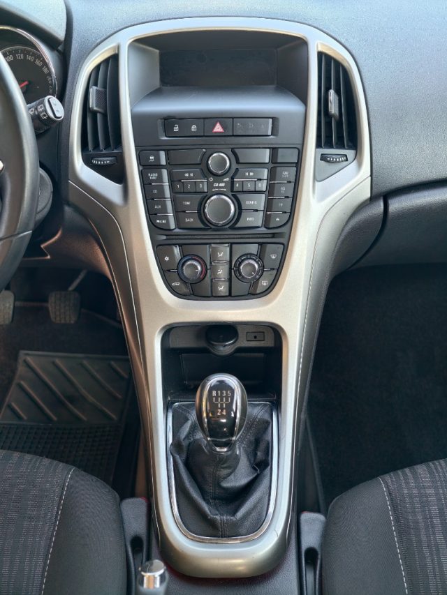 OPEL Astra usata, con Fendinebbia