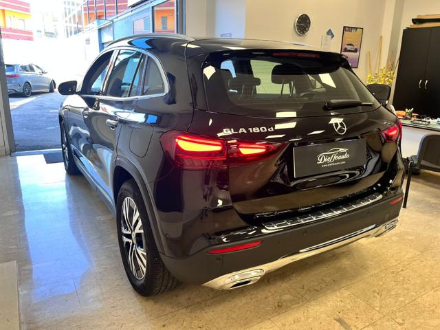 MERCEDES-BENZ GLA 180 usata, con Airbag laterali