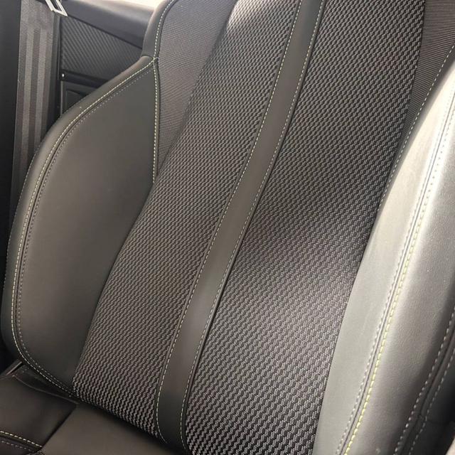PEUGEOT 2008 usata, con Climatizzatore
