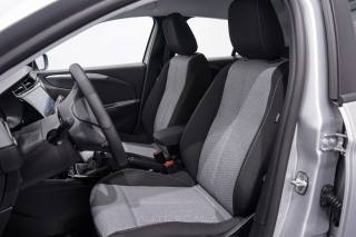 OPEL Corsa usata, con ESP