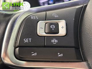 VOLKSWAGEN Golf usata, con Leve al volante