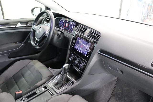 VOLKSWAGEN Golf Variant usata, con Bracciolo