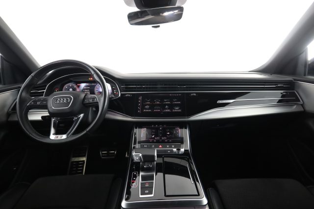 AUDI Q8 usata 4