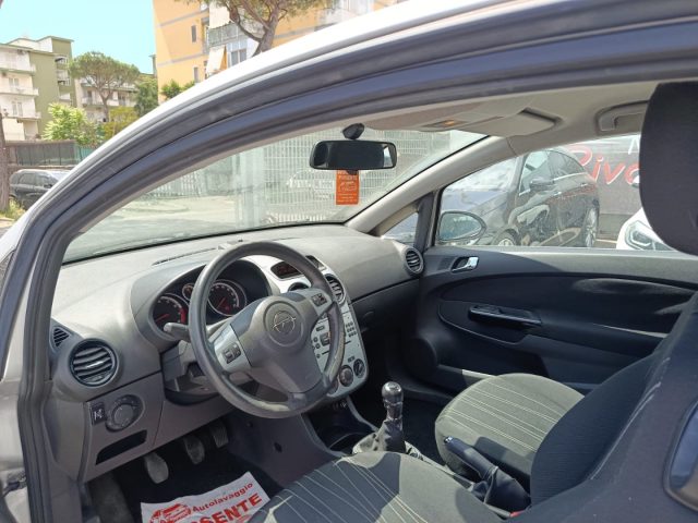 OPEL Corsa usata, con Boardcomputer