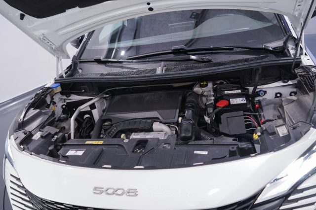 PEUGEOT 5008 usata, con Android Auto