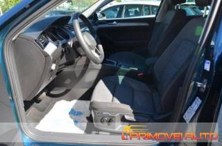 VOLKSWAGEN Passat Variant usata, con Airbag