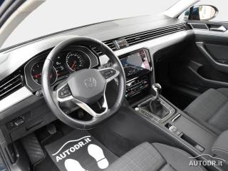 VOLKSWAGEN Passat Variant usata, con Alzacristalli elettrici