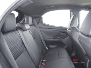 TOYOTA Yaris usata 10