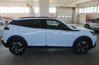 PEUGEOT 2008 usata, con Autoradio