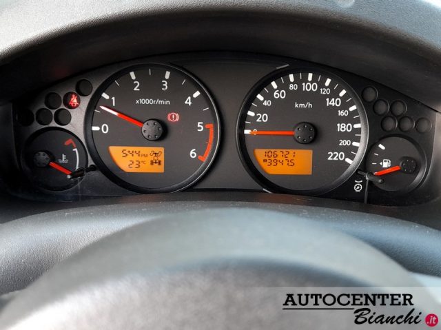 NISSAN Navara usata, con Servosterzo