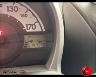 TOYOTA Aygo usata 10