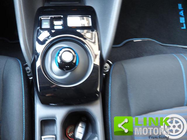 NISSAN Leaf usata, con Specchietti laterali elettrici