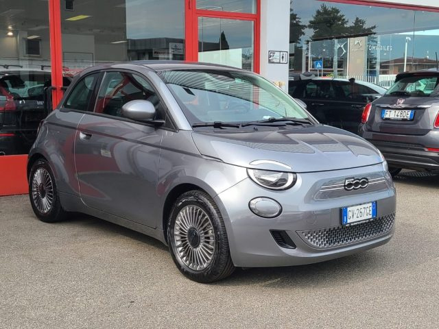 FIAT 500e usata, con Luci diurne LED