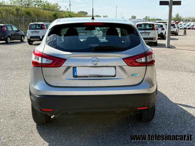 NISSAN Qashqai usata, con Autoradio