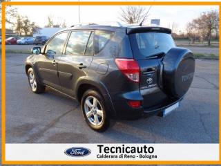 TOYOTA RAV 4 usata, con Cerchi in lega