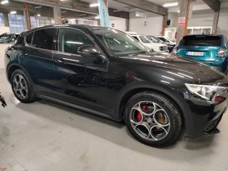 ALFA ROMEO Stelvio usata, con Fari Xenon