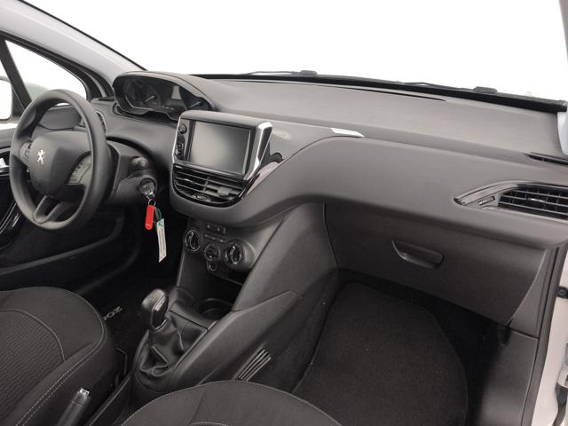 PEUGEOT 208 usata, con Apple CarPlay