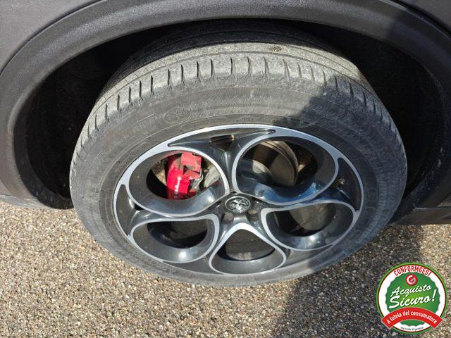ALFA ROMEO Stelvio usata, con Interni in pelle