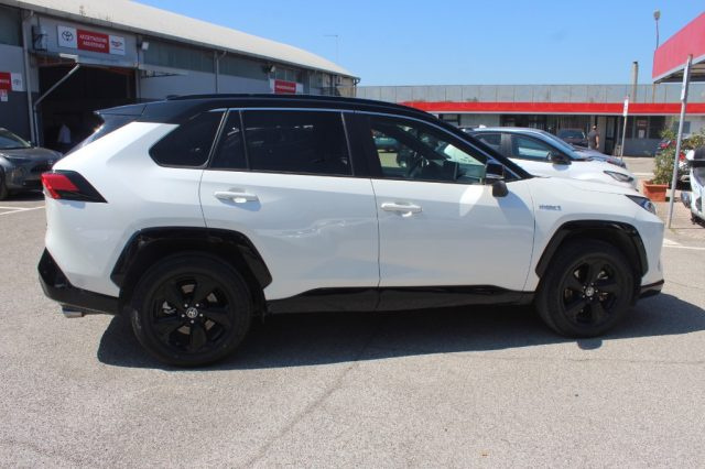 TOYOTA RAV 4 usata, con Servosterzo