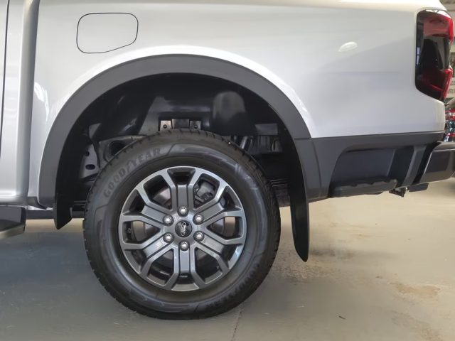 FORD Ranger usata, con Controllo automatico clima