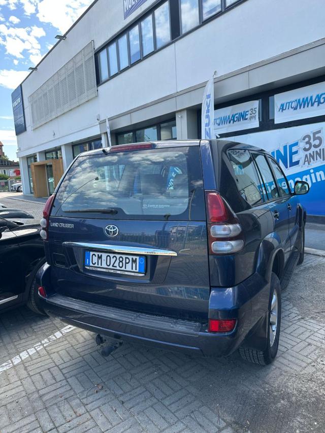 TOYOTA Land Cruiser usata, con Supporto lombare