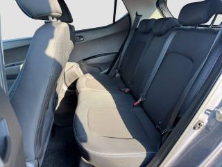 HYUNDAI i10 usata 10