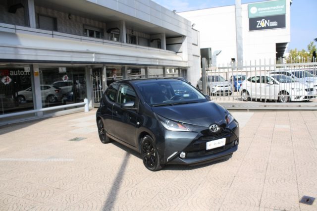 TOYOTA Aygo usata, con Chiusura centralizzata