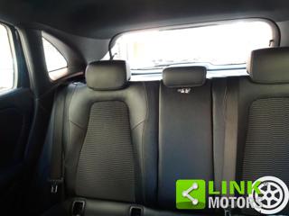 MERCEDES-BENZ GLA 200 usata, con Chiusura centralizzata