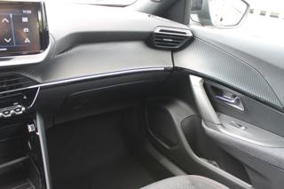 PEUGEOT 2008 usata, con Fari LED