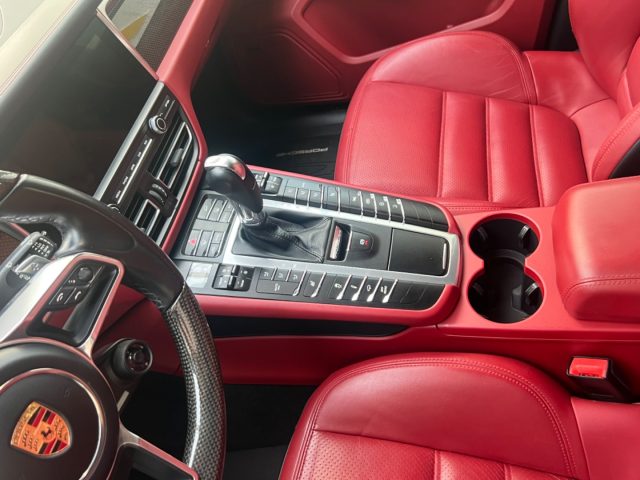 PORSCHE Macan usata, con ESP
