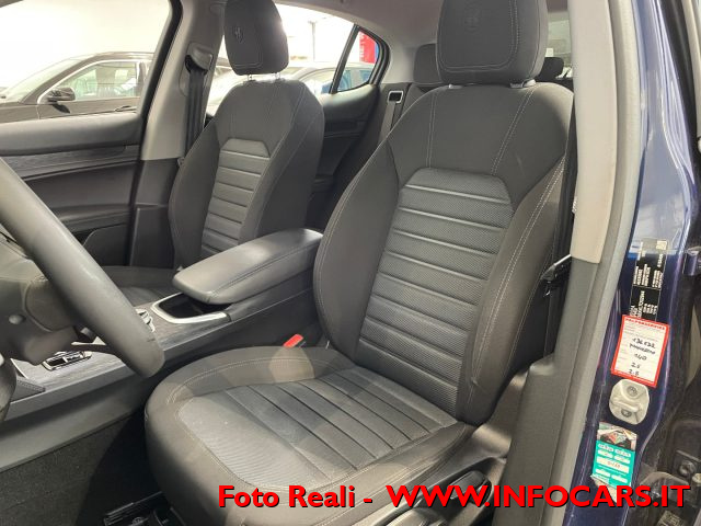 ALFA ROMEO Stelvio usata, con Alzacristalli elettrici