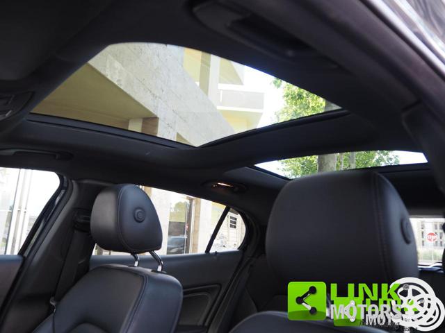 MERCEDES-BENZ GLA 200 usata 6