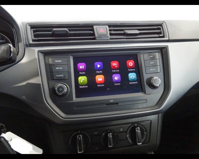SEAT Ibiza usata, con Autoradio digitale