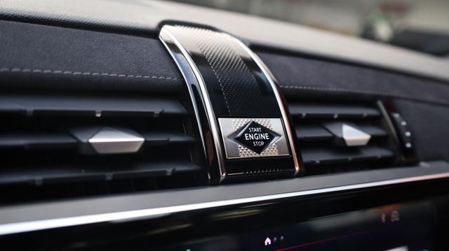 DS AUTOMOBILES DS 7 usata, con Boardcomputer