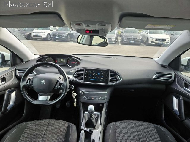 PEUGEOT 308 usata, con Boardcomputer
