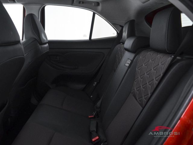TOYOTA Yaris Cross usata 9