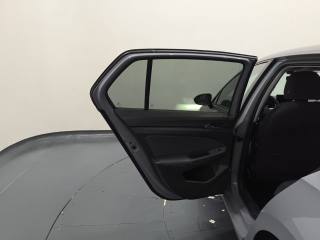 VOLKSWAGEN Golf usata, con Luci diurne LED
