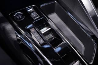 PEUGEOT 3008 usata, con Fari LED