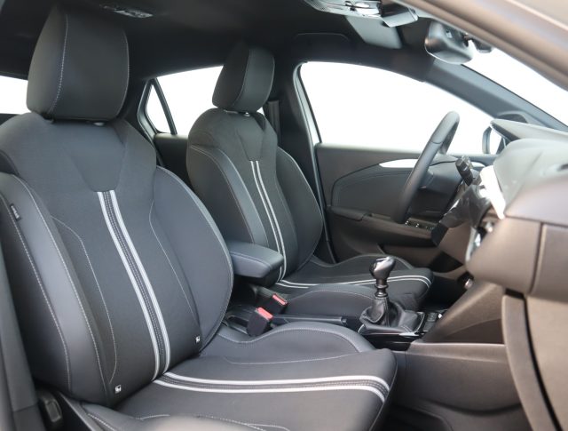 OPEL Corsa usata, con Cruise Control